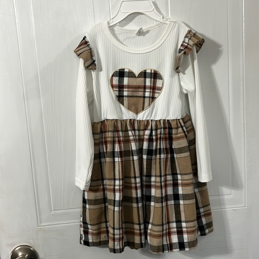 Toddler girls SHEIN Dress. Size 5Y. $10.00